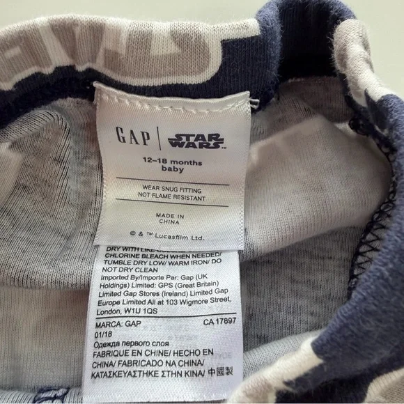 GAP Kids Star Wars Pajama Set - Gray and Blue - Picture 7 of 8